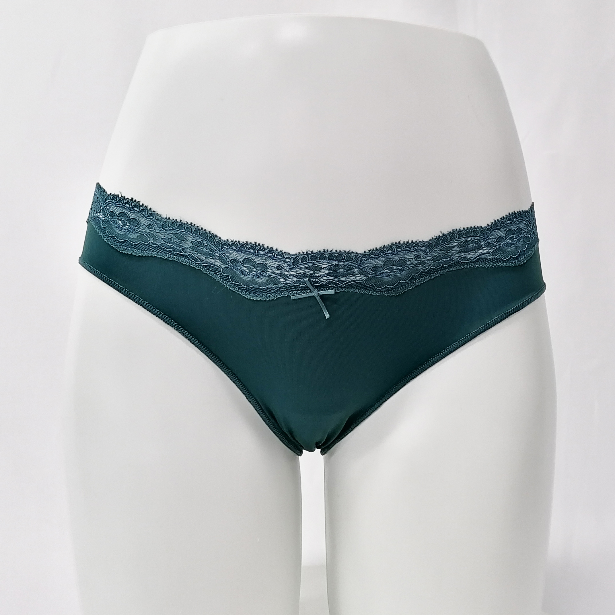 Customize Nylon Elastane Silk Fabric Ladies Underwear Lace Design