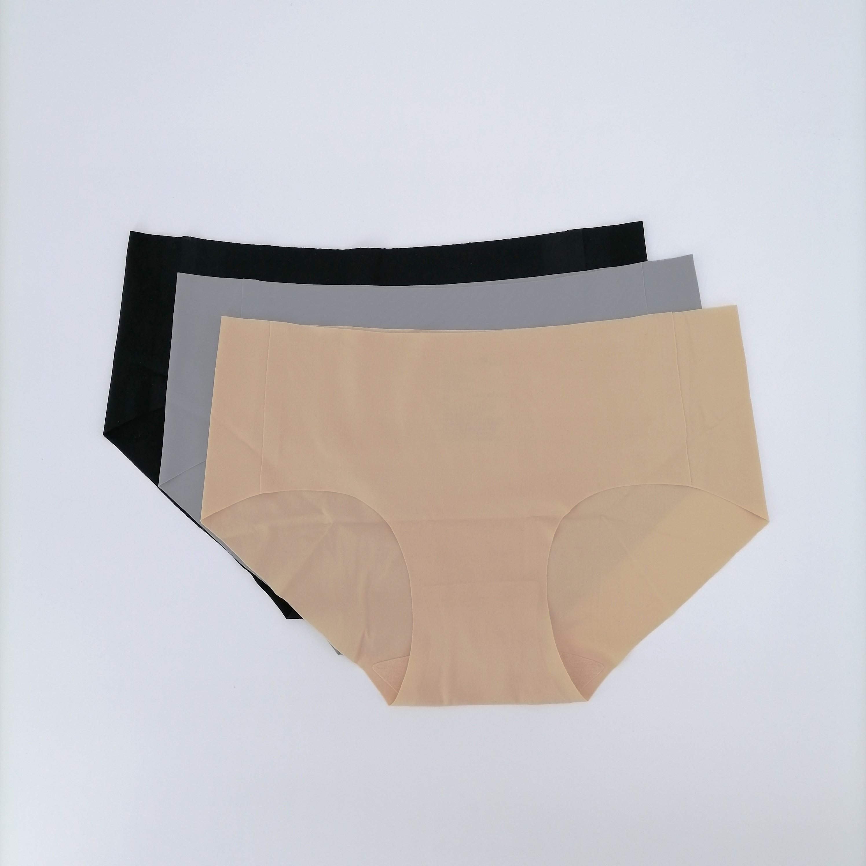 Women' Seamless Mid-Rise Panties